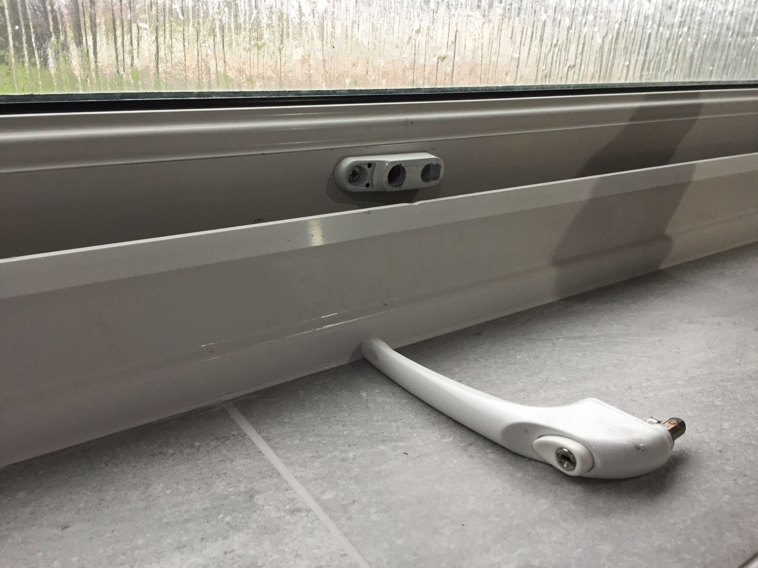 Broken Handle